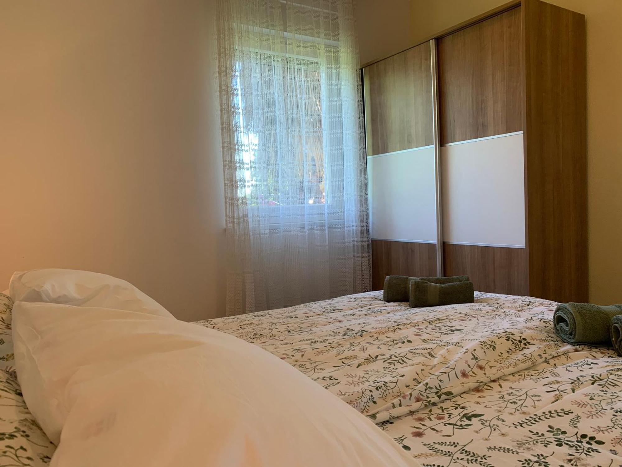 Grand Pool Apartment Ika-โอปาติยา ภายนอก รูปภาพ